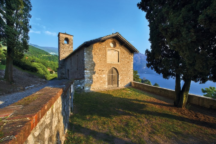 Chiesa di San Giorgio - Lago di Como, Mandello del Lario