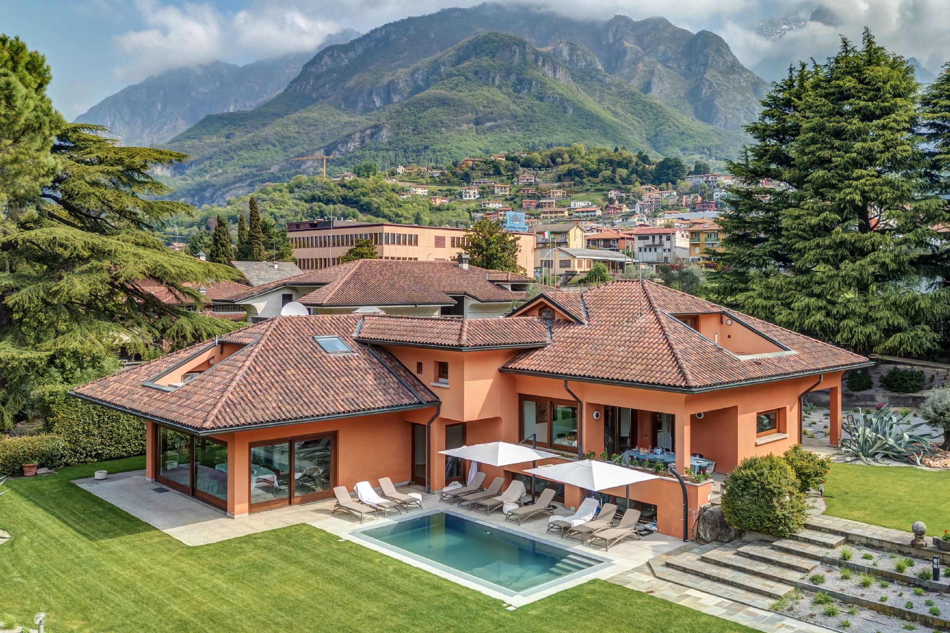 Immagine panoramica della villa